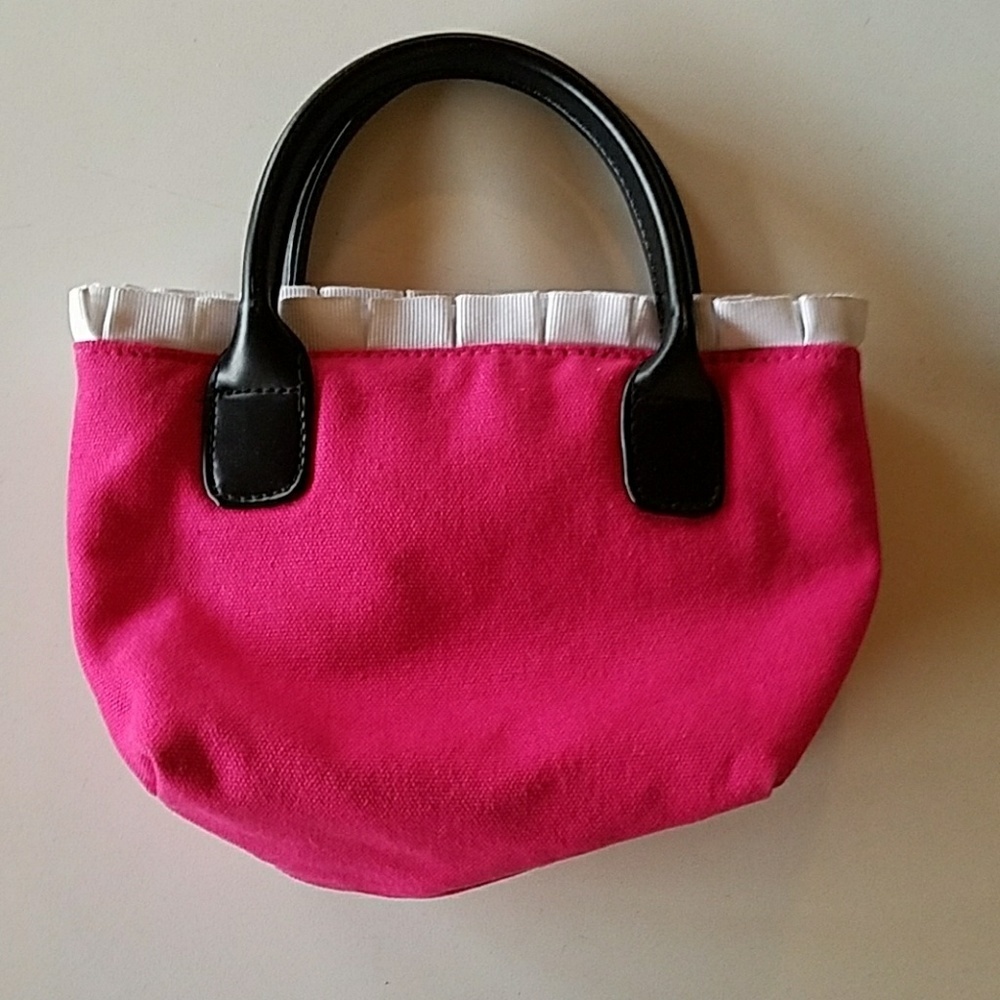 👜 Small wristlet purse
